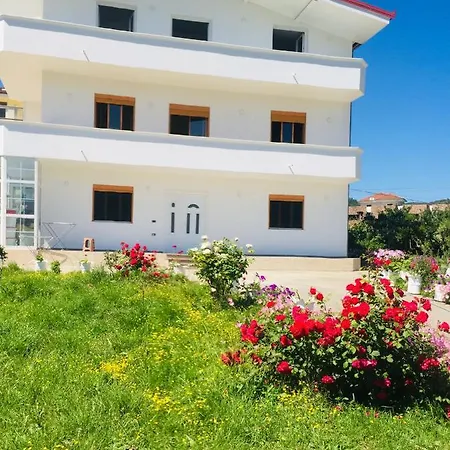 Sauk Villa Villa *
