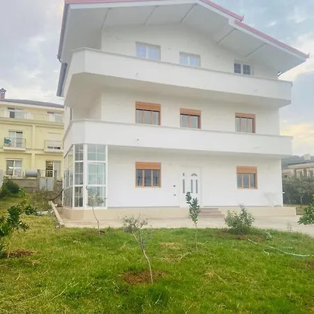 Sauk Villa * Mjull-Bethore